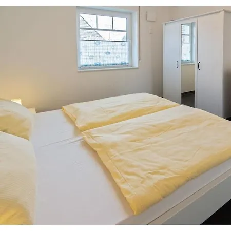 Lucky Comfortable Norden